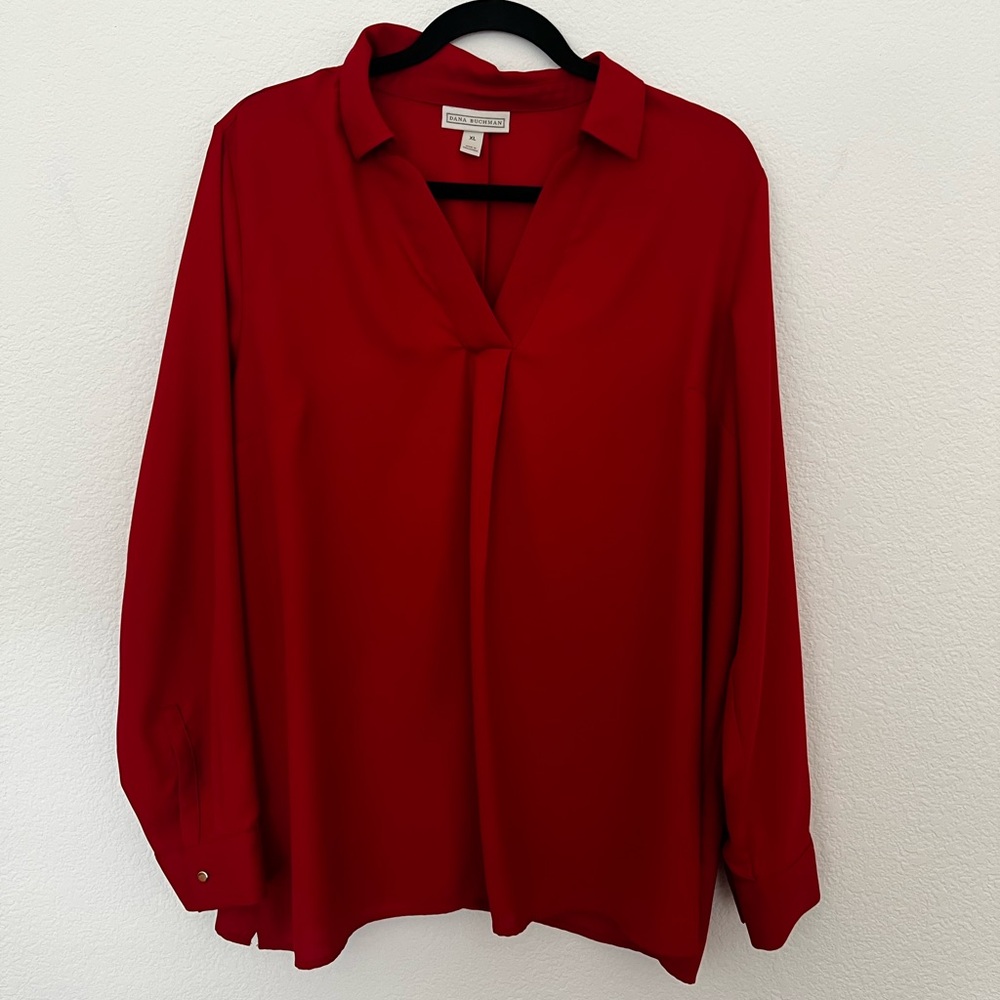 Dana Buchman Red V-Neck Blouse